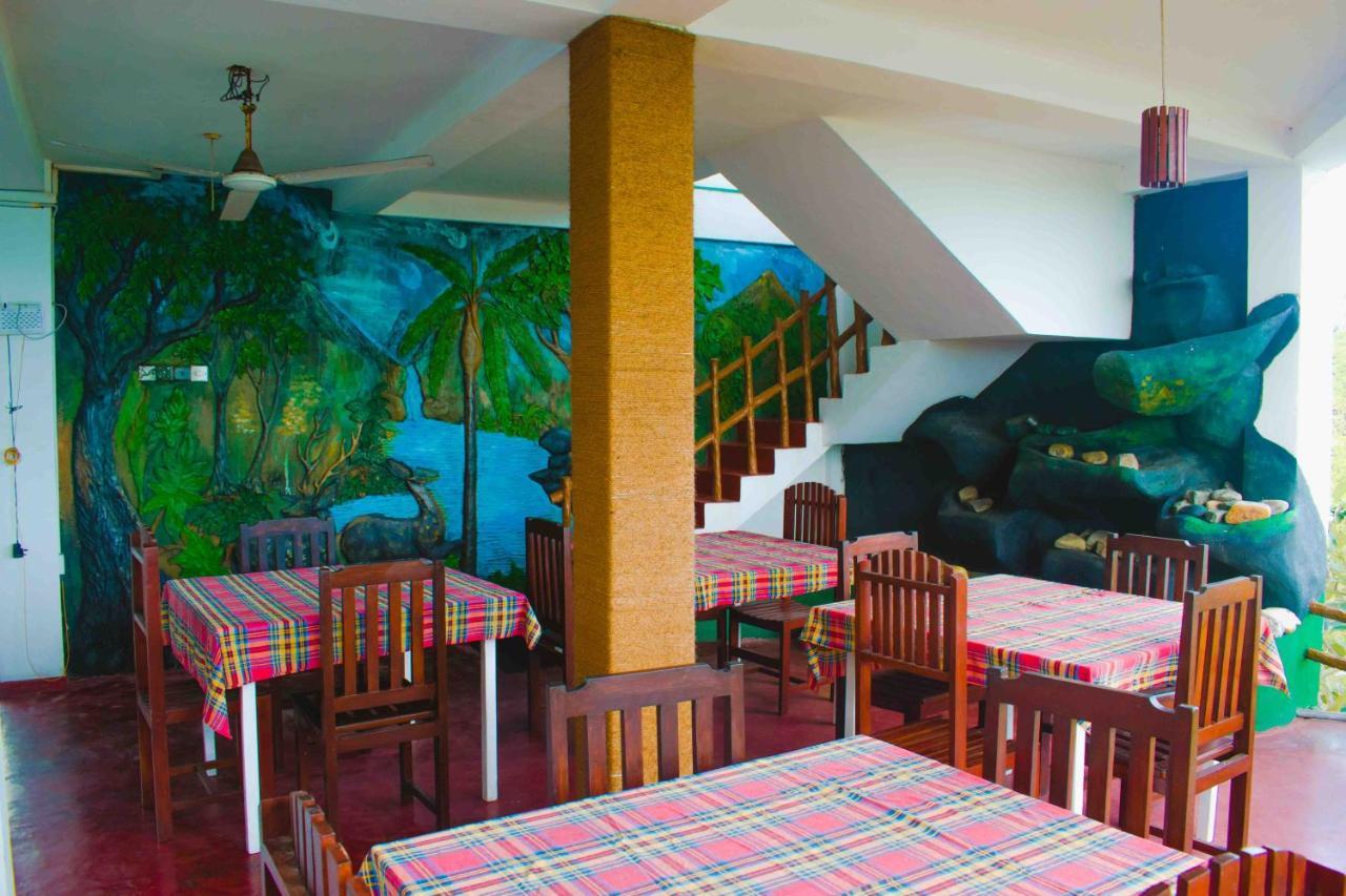 Surfers Paradise Weligama Exterior foto