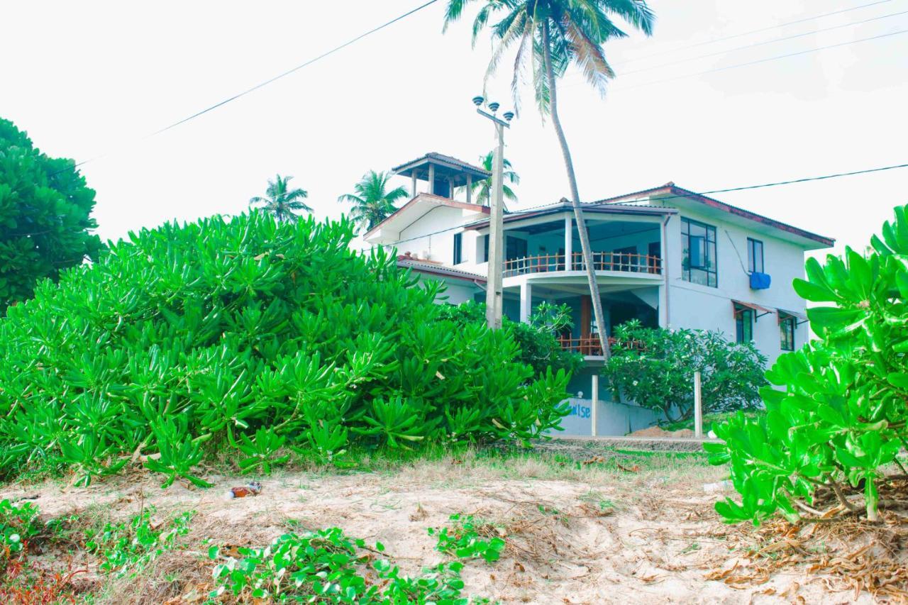 Surfers Paradise Weligama Exterior foto