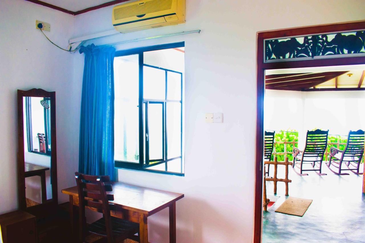 Surfers Paradise Weligama Exterior foto